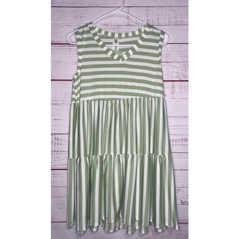 Sew In Love Boutique | Summer In The Hamptons Green & White Tank | New With Tags